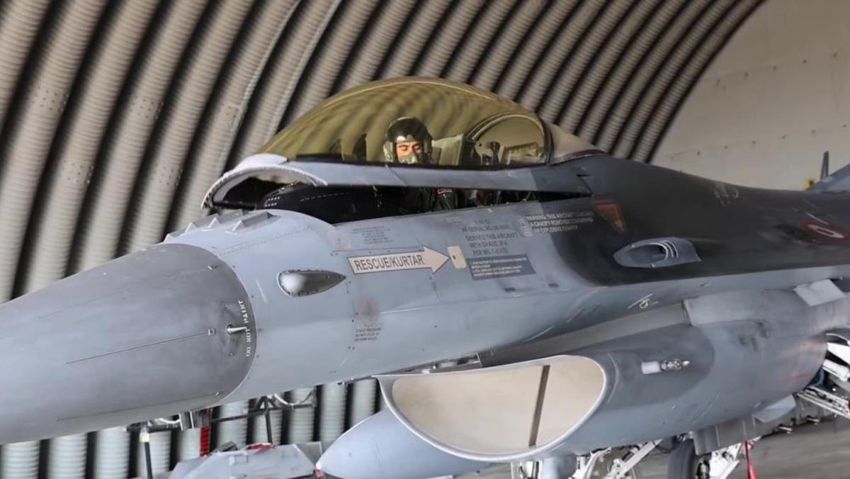 F-16 lar Amasya dan Karadeniz e havalandı 2