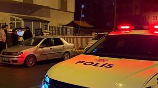 Husumetlisinin babasına ait otomobili kurşunladılar