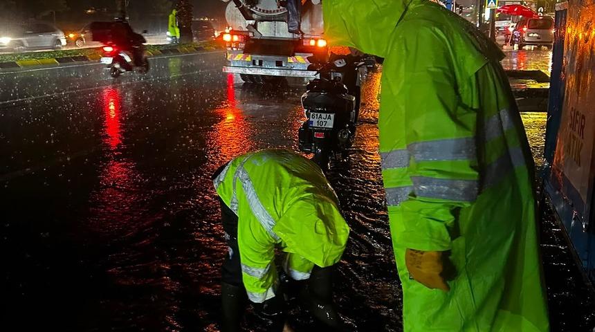 Trabzon'da sağanak etkili oldu
