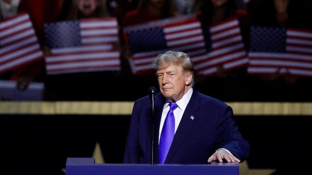 Trump: "ABD, Gr&ouml;nland i&ccedil;in tam yetkiye sahip"