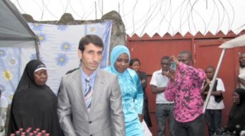 Kongo&rsquo;ya T&uuml;rk damat, Elazığ&rsquo;a Kongolu gelin