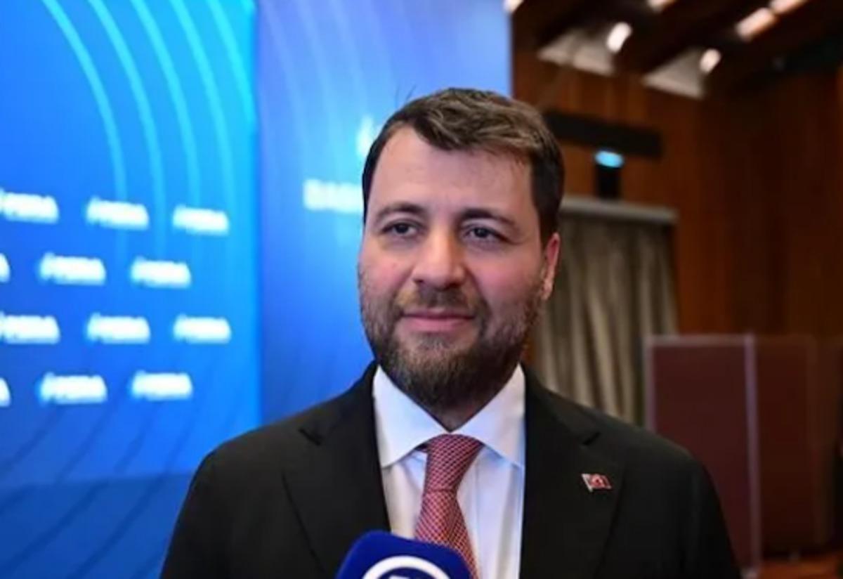 Fon krizi sonrası gündem oldu! Emre Tezmen ve Emre Alkin in görüntüleri tepki çekti: "Çok rahat çok profesyonel" 12