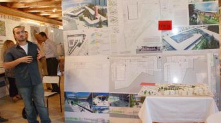 &Uuml;niversiteden 2 ay &ouml;nce mezun oldular, mimari proje yarışmasını kazandılar