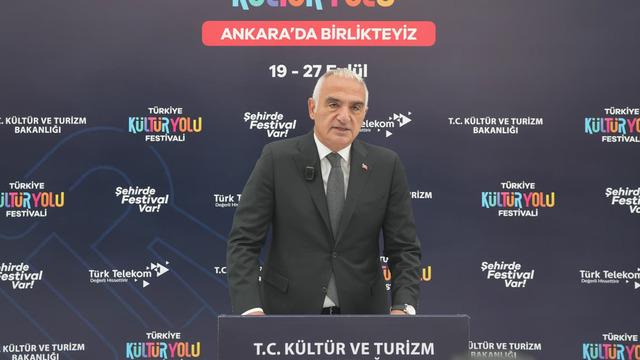 Bakan Ersoy başkentte startı verdi! Ankara Kültür Yolu Festivali başladı