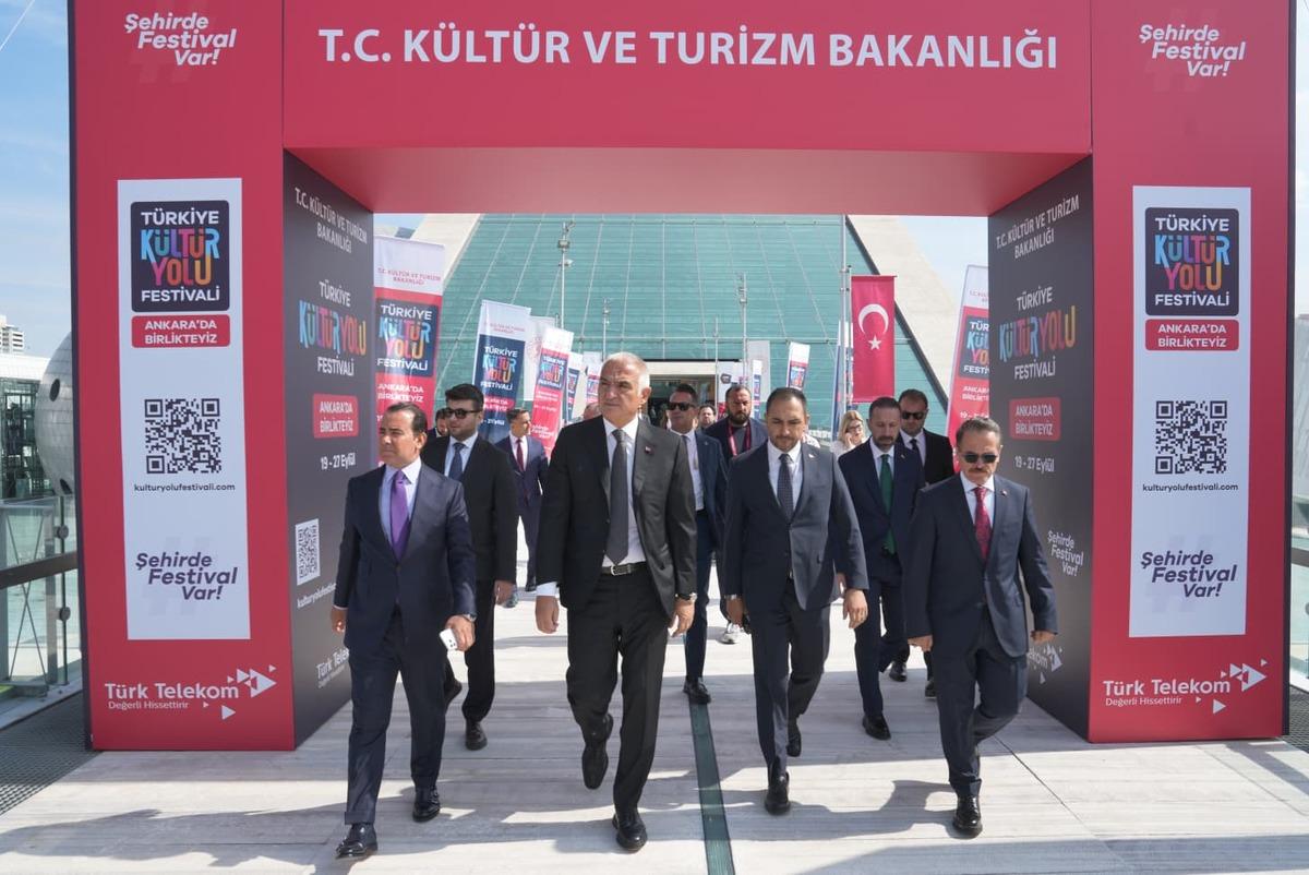 Bakan Ersoy başkentte startı verdi! Ankara Kültür Yolu Festivali başladı 9