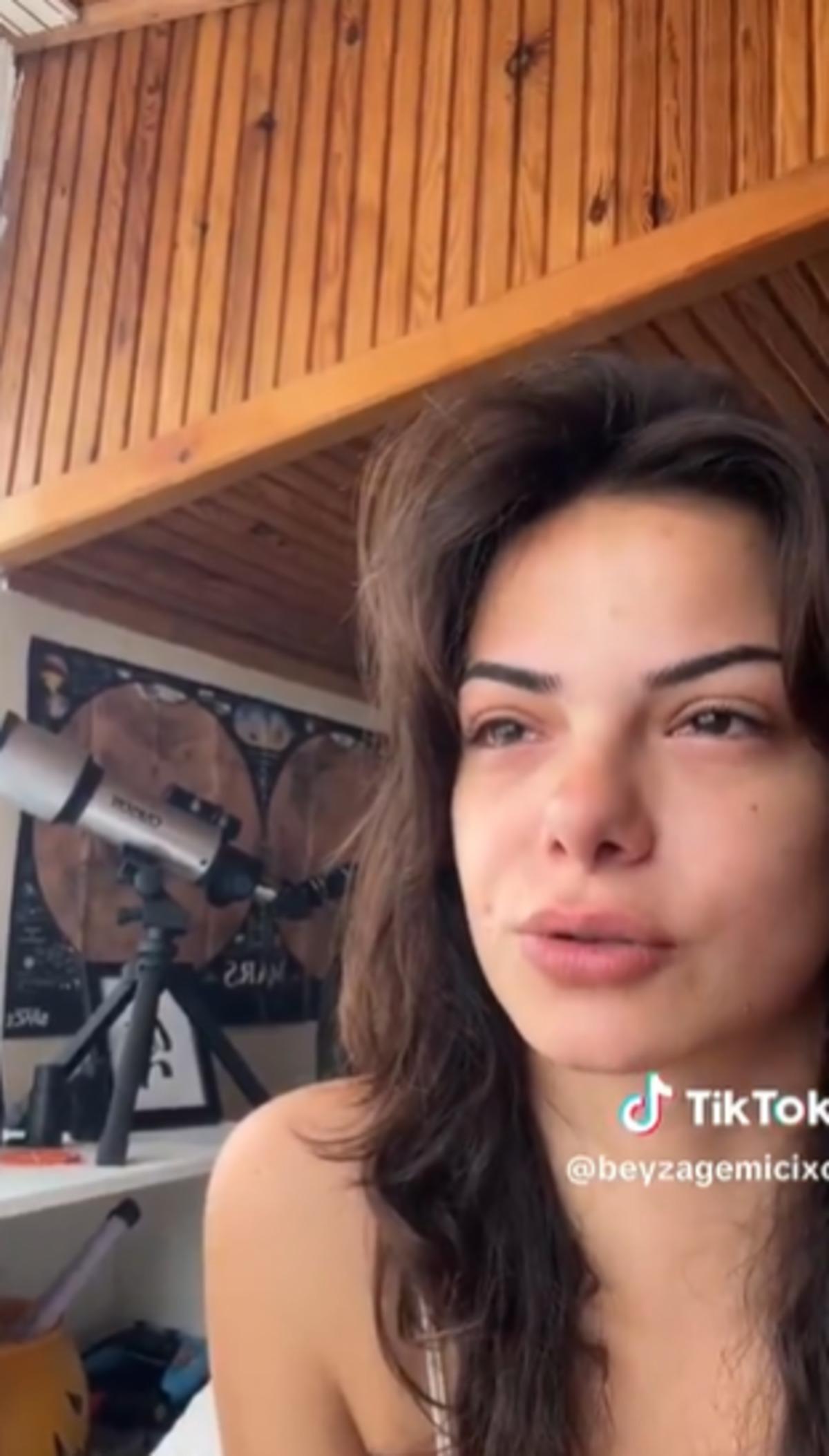 Survivor Beyza Gemici gözyaşları içinde yardım istedi! "Kendimi yok etmek üzereyim" 1