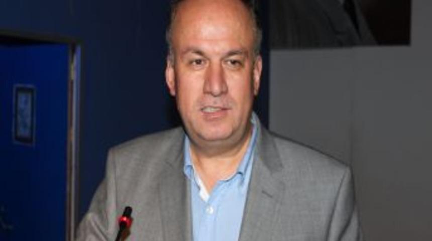 "T&uuml;rkiye&rsquo;nin geri kalma nedenlerinden biri de az okumadır"