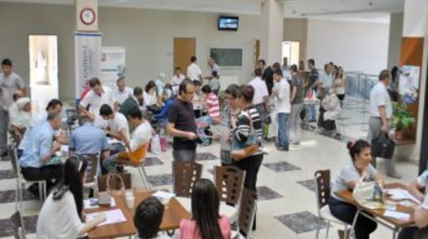 Somalili gençlere Gazikent Üniversitesi’nden burs