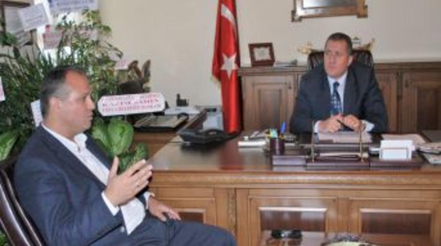 KİAD'dan yeni sağlık m&uuml;d&uuml;r&uuml;ne 'hayırlı olsun' ziyareti