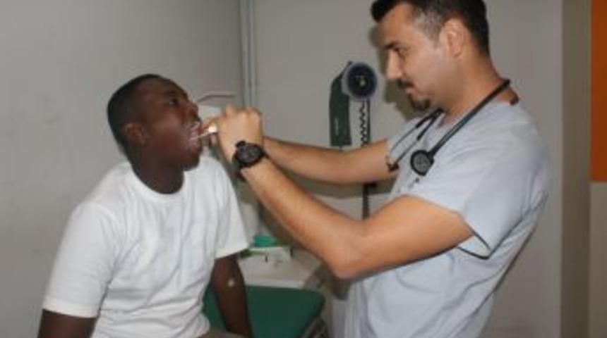 14 Somalili &ouml;ğrenci Uşak'ta kalacak