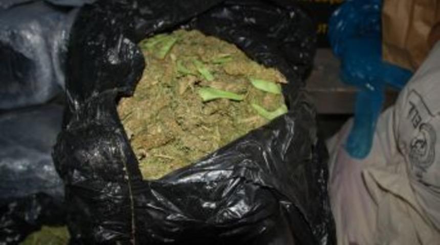 'Polis geliyor' uyarısı operasyonu 5 saat geciktirdi