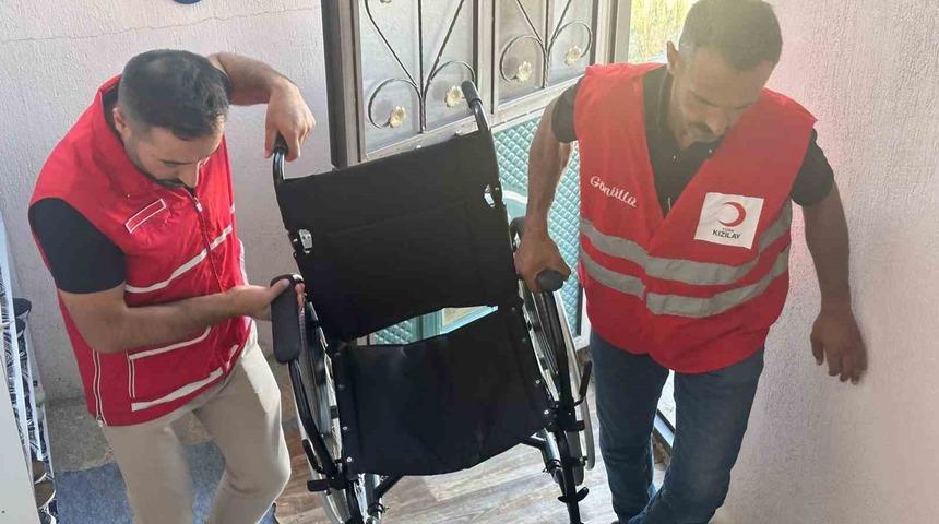 Kızılay Muradiye&rsquo;de 2 bin &ccedil;ocuğa ulaştı