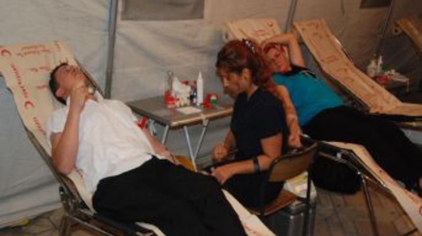 Kan bağışında bu sene d&uuml;ş&uuml;ş var