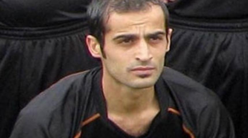 Futbocu ve &ccedil;alışanı &ccedil;iftliğinde &ouml;ld&uuml;r&uuml;ld&uuml;