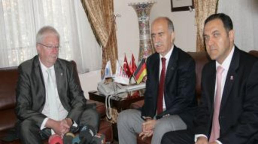 "Opel, Combo&rsquo;yu Bursa&rsquo;da &uuml;retecek"