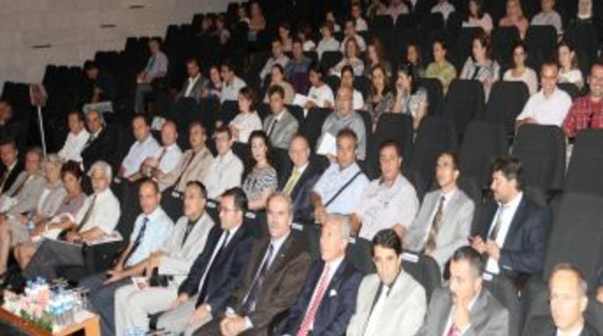 "Sağlıklı gelecek, sağlıklı aile ile m&uuml;mk&uuml;n"