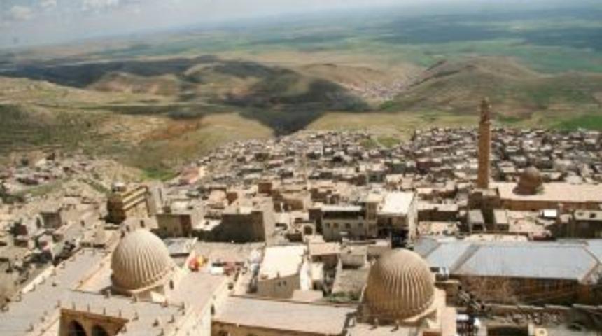 Mardin&rsquo;de 6 ayda 700 bin yerli ve yabancı turist tarihi kentti ziyaret etti