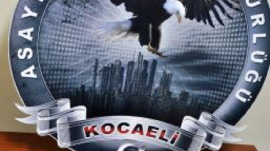 Aynı mağazadan ikinci kez hırsızlık yaparken yakalandılar