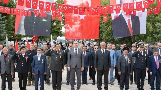 Ağrı’da Gaziler Günü dolayısıyla tören düzenlendi