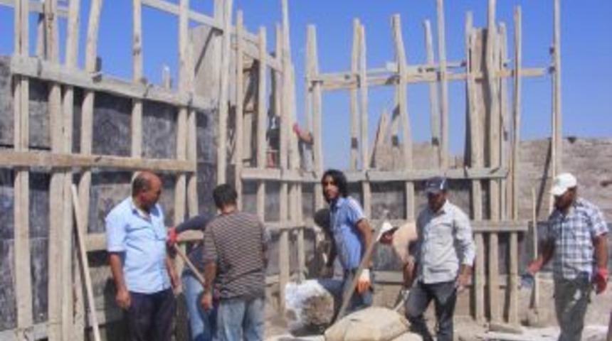 Viranşehir’de kerpiçten evler yapılıyor