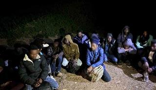 İzmir&rsquo;de 73 d&uuml;zensiz g&ouml;&ccedil;men yakalandı