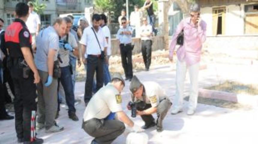 Bomba sanılan paketten esrar &ccedil;ıktı