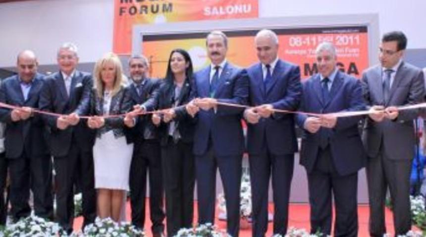 &Ccedil;ağlayan: İnşaat sekt&ouml;r&uuml; 2023 ihracat hedefine 300 milyar dolar katkı sağlayacak