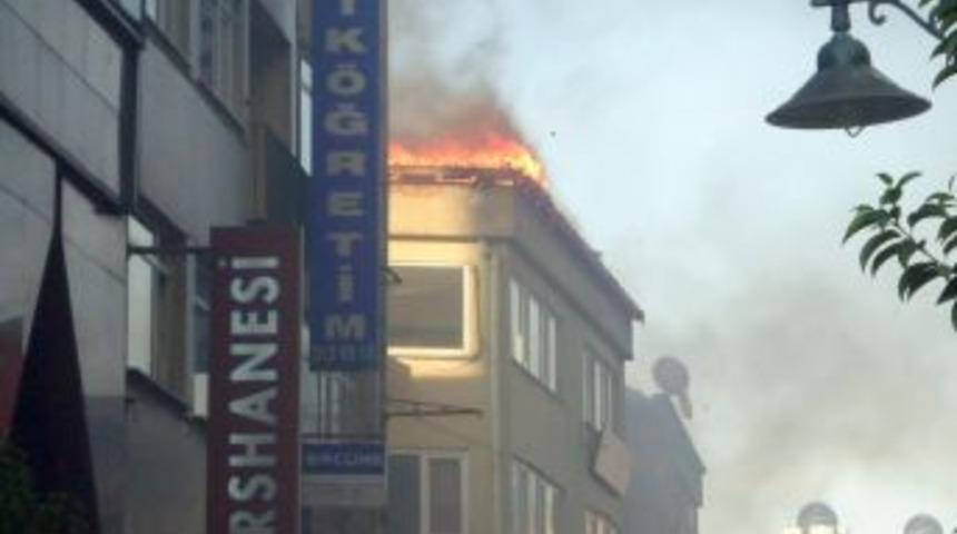 Korkutan yangın amat&ouml;r kamerada