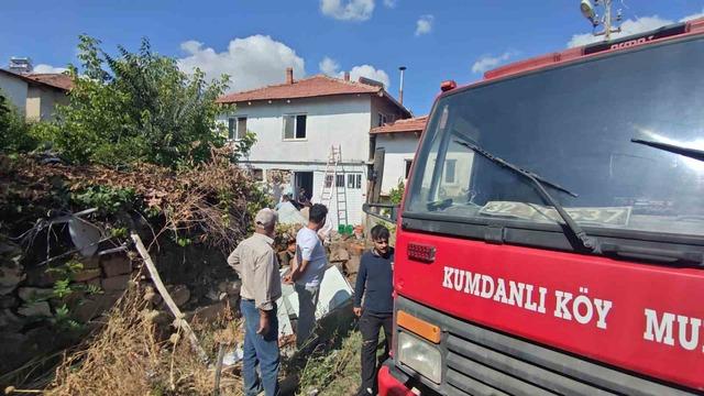 Yalvaç’ta ev yangını: 1 kişi dumandan etkilendi 4