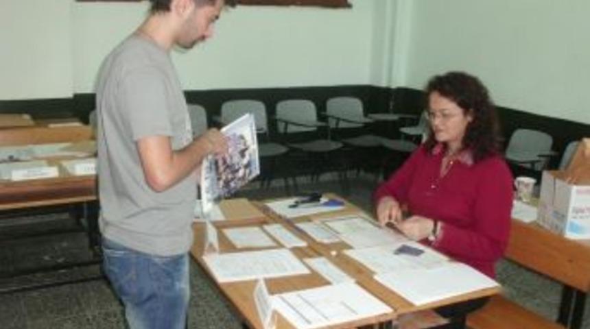 Alaplı MYO kayıtlar devam ediyor