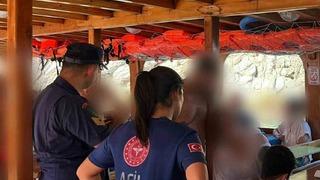Bodrum’da gezi teknesinde rahatsızlanan vatandaşa tıbbi tahliye