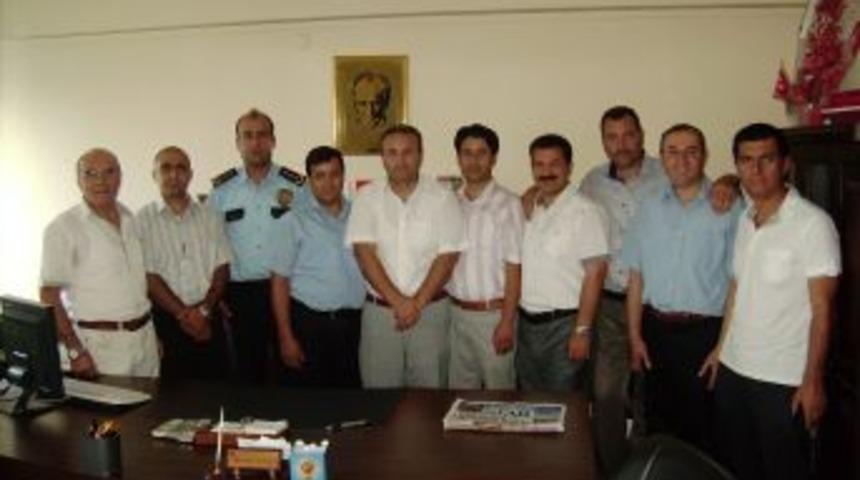 Kayserililerden Emniyet M&uuml;d&uuml;r&uuml; Avcı&rsquo;ya &ldquo;Hoş geldin&rdquo; ziyareti