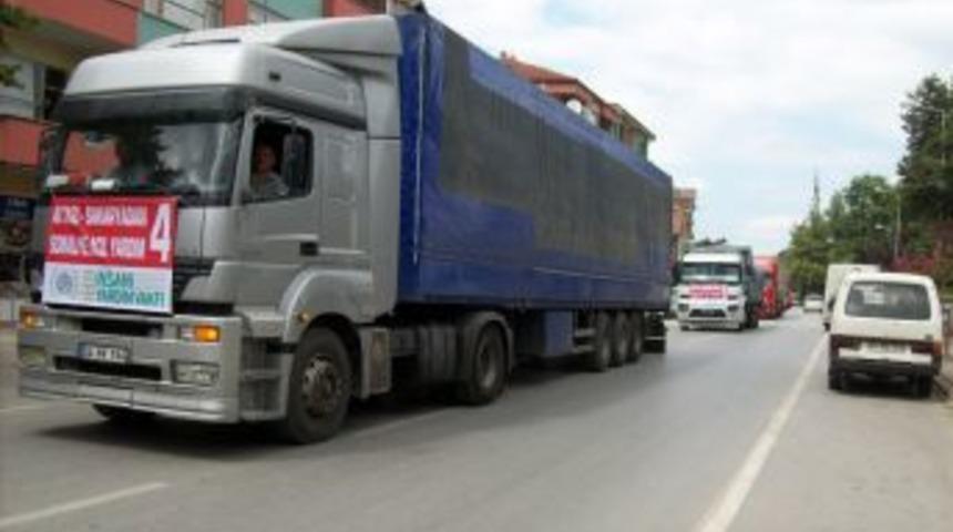 8 tırlık yardım malzemesi Afrika i&ccedil;in yola &ccedil;ıktı