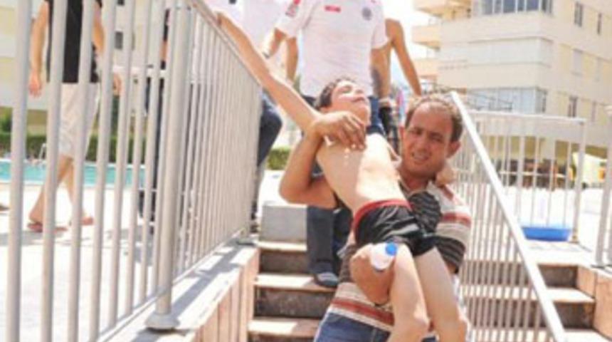 Doktor &ouml;l&uuml;r dedi, babası dinlemedi