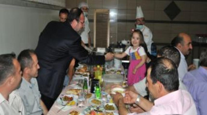 G&ouml;rmez: İslam &uuml;lkelerinin Afrika&rsquo;ya kayıtsız kalması &uuml;z&uuml;nt&uuml; verici