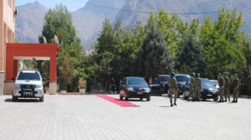 Genelkurmay Başkanı &Ouml;zel Hakkari&rsquo;de incelemelerde bulundu