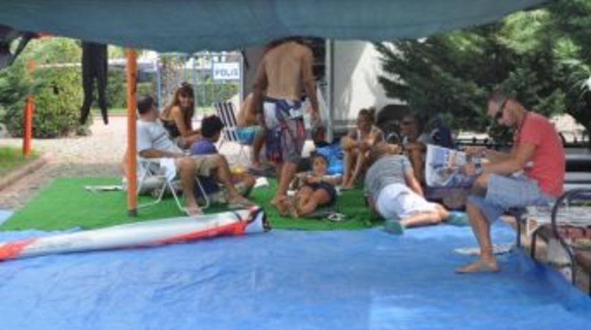 Windsurf rüzgar engeline takıldı!..