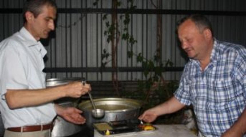 AYKARDER&rsquo;den iftar yemeği