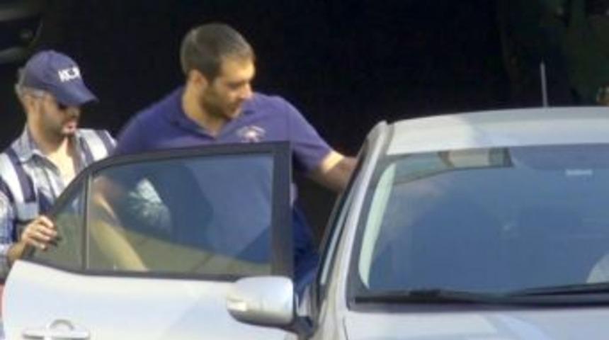 Uyuşturucu operasyonunda yakalanan İlker İnanoğlu adliyeye sevk edildi