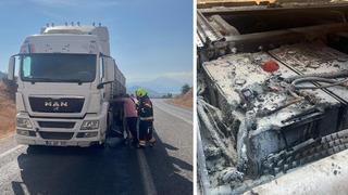 Faciadan dönüldü: Sındırgı’da seyir halindeki araçta yangın çıktı