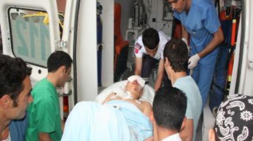 Kazalara sebep olan tozlu yola vatandaşlardan imzalı tepki