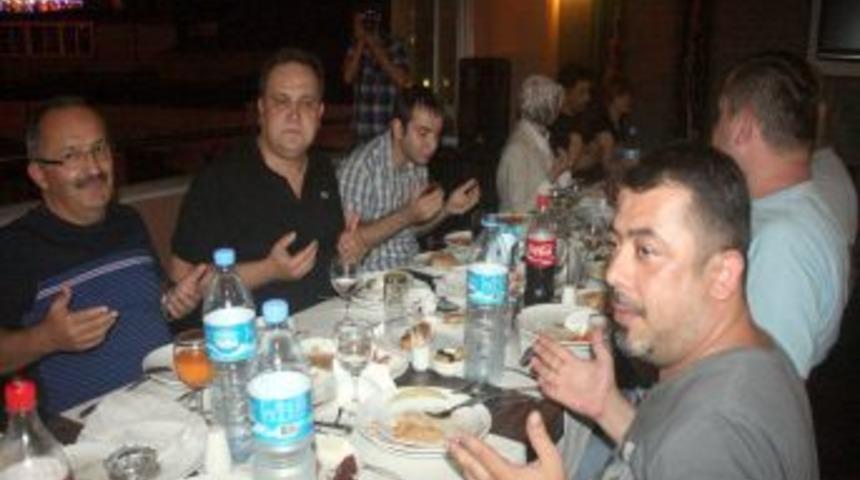 Giresun Belediye Başkanı Aksu iftarda basın mensuplarıyla buluştu