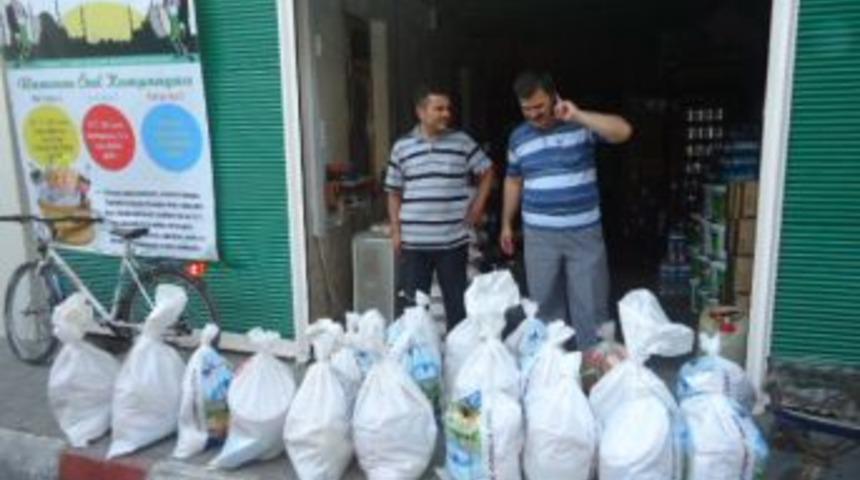 Kula Çalışanları Yardımlaşma Derneği köylere yardım dağıttı