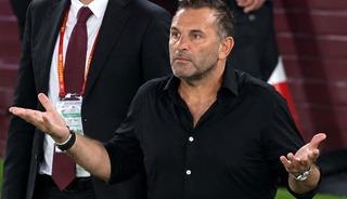 Kırmızı kart g&ouml;rm&uuml;şt&uuml;! Okan Buruk'tan olay a&ccedil;ıklama