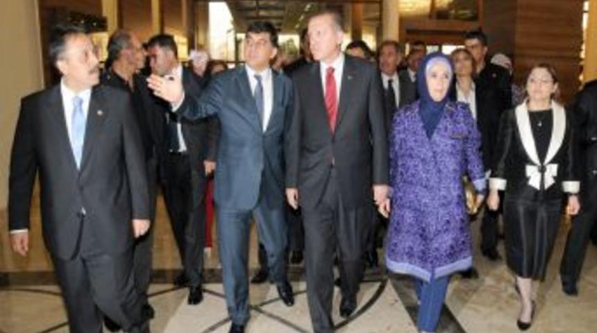 Başbakan Erdoğan, Şehitkamil K&uuml;lt&uuml;r ve Kongre Merkezi'nin a&ccedil;ılışına katıldı