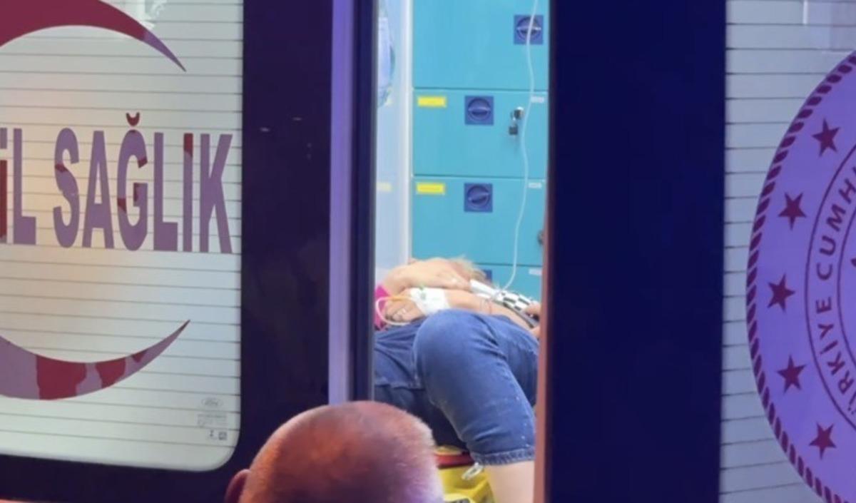 Eşi kamyonetten atladı, kendi sigaranın derdine d&uuml;şt&uuml;! Hem ehliyetsiz hem alkoll&uuml; 1