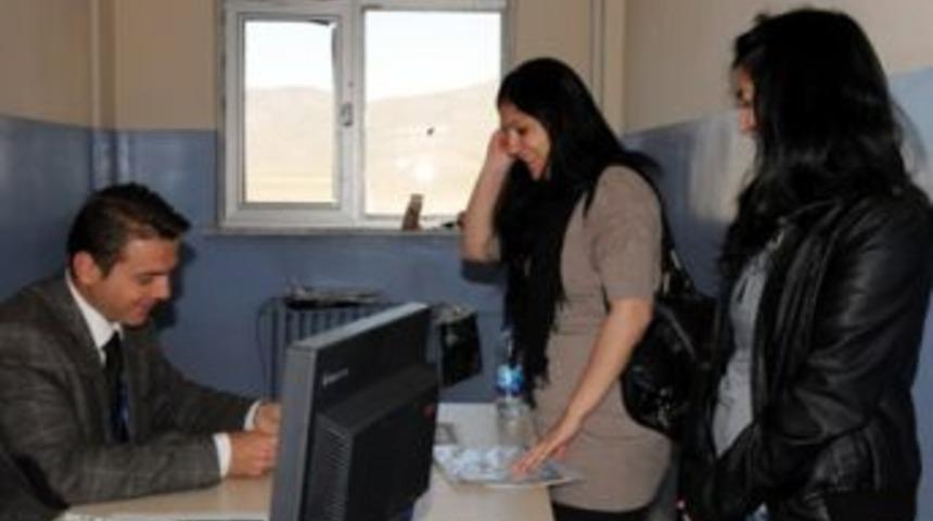 AR&Uuml;'de kayıtlar bitti