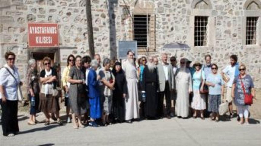 Yunan Başpapaz: Başbakan Erdoğan Yunanistan'ı da krizden kurtarsın