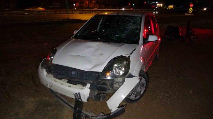Manavgat&rsquo;ta motorlu bisiklet ile otomobil &ccedil;arpıştı: 1 yaralı