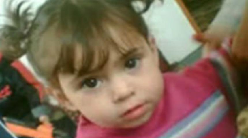 Kızını poşetle boğup, intihara kalkıştı